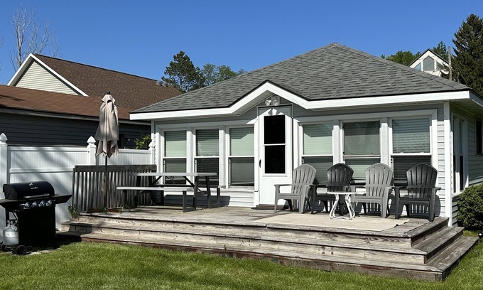 Traverse City House | 2 Bedroom House on All Sports Lake in Traverse City