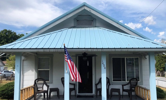 St. Maries House | 2 Bedroom House Rental