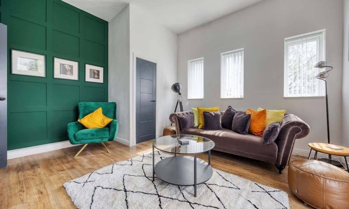 Balloch House | 2 Bedroom in the Heart of Loch Lomond