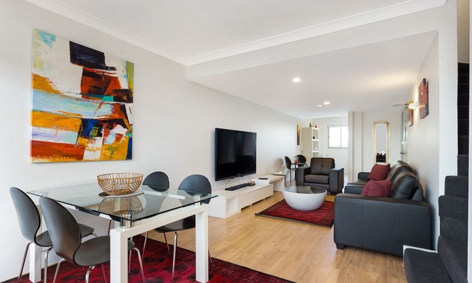 Rozelle Apartment | 2 Bedroom - Inner City - Metropolitan - Furnished Apartment - Rozelle
