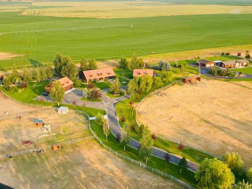 Bozeman Apartment | 2 Bedroom Loft on Horse, Goat, Donkey and Cow Farm