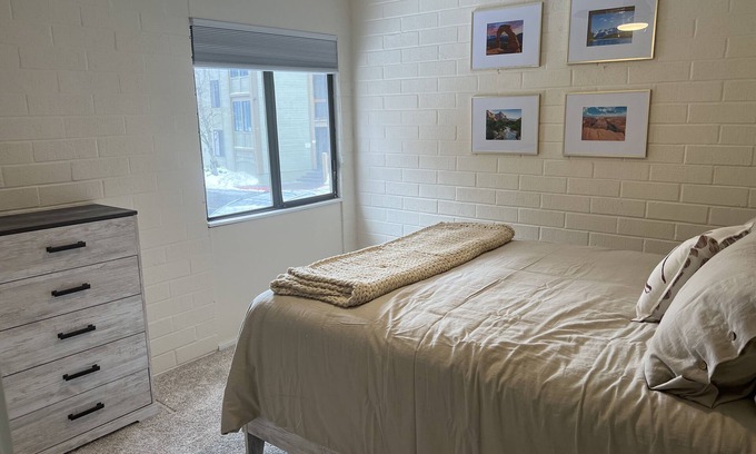 North Park City Apartment | 2 bedroom + loft w/AC close to it all!
