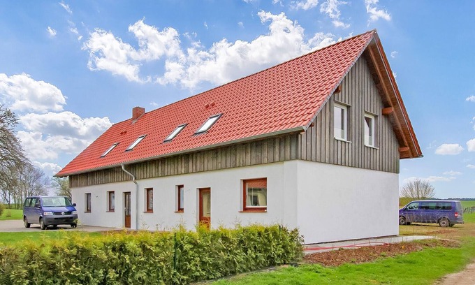 Roggentin Apartment | 2 bedroom lovely apartment in Mirow