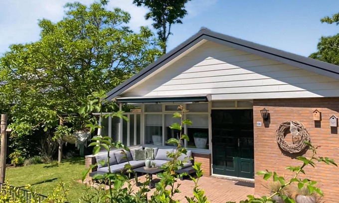 Scherpenisse House | 2 bedroom lovely home in Scherpenisse