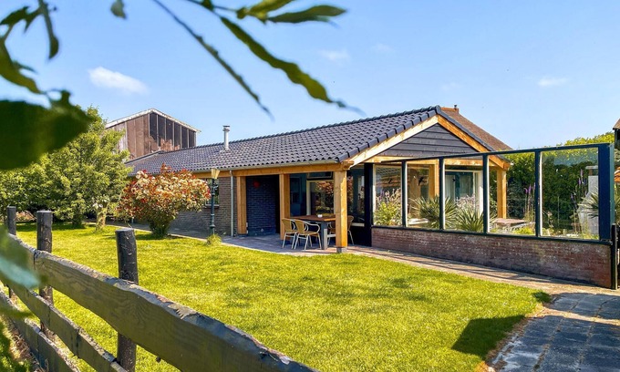 Hippolytushoef House | 2 bedroom lovely home in Hippolytushoef