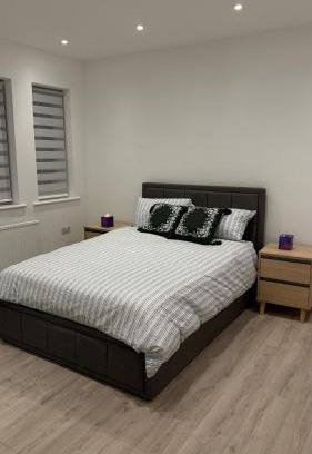 Stanmore Apartment | 2 bedroom maisonette in Stanmore newly refurbished