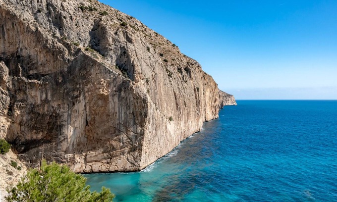 Pueblo Mascarat Apartment | 2 bedroom modern apartment in ALTEA WITHIN the SEA