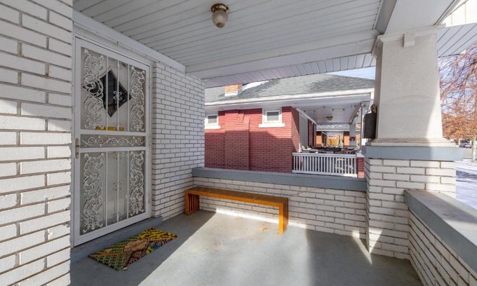 Central City House | 2 Bedroom Near Trolley Square and Liberty Park!