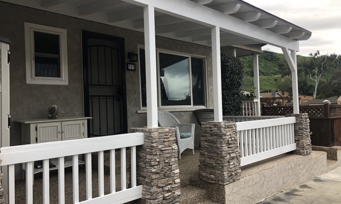 Ventura Apartment | 2 Bedroom Peaceful Executive Ventura Beach Hillside Executive Living