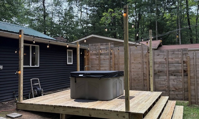 Greenbush Cabin | 2-bedroom pet friendly Lake Huron cabin with Hot Tub, Sauna in Greenbush