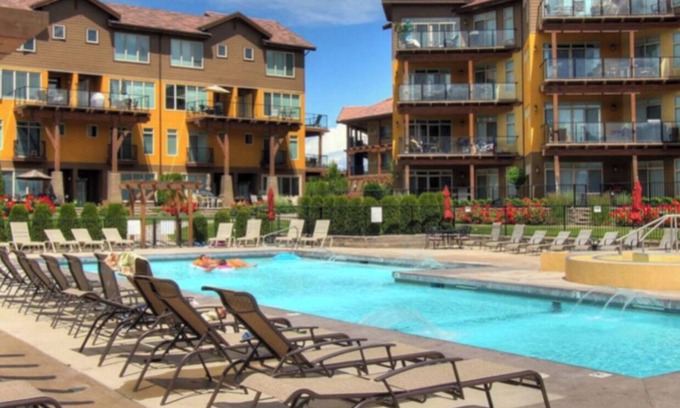 Westbank Condo | 2 bedroom , private condo at Barona Beach W Kel. Boat slip also available.