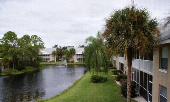 Palm River Estates Apartment | 2 Bedroom Single family 96836 by Houzlet