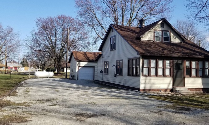 Oak Harbor House | 2 bedroom sleeps 6