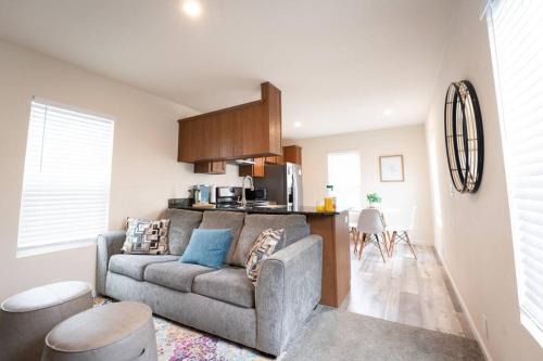 San Luis Obispo House | 2-Bedroom SLO Bungalow House