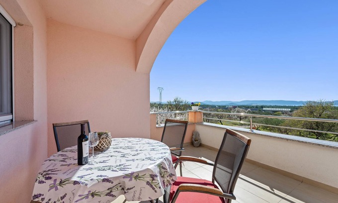 Bicine Apartment | 2 bedroom stunning apartment in Skradin