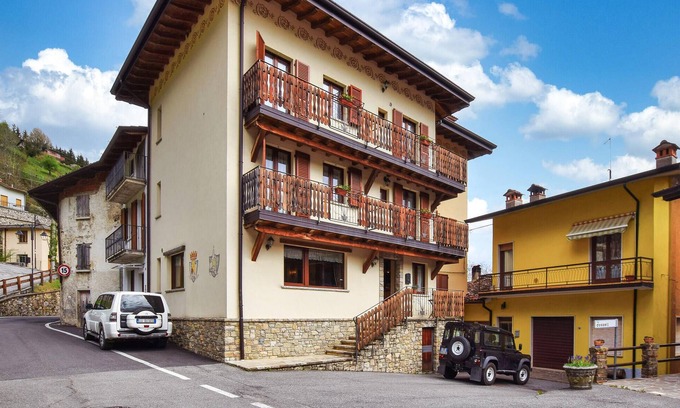 Tavernole sul Mella Apartment | 2 bedroom stunning apartment in Pezzoro