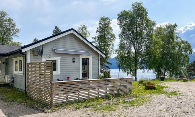 Hoyanger House | 2 bedroom stunning home in Lavik