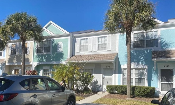 Sabal Harbour House | 2 Bedroom Townhome (225239) by Houzlet