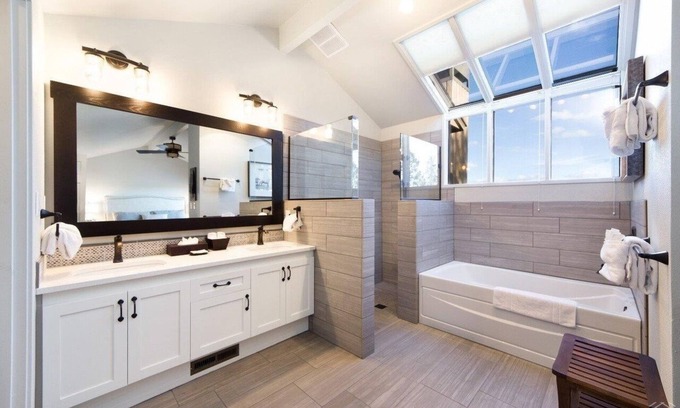 Redmond House | 2-bedroom townhome in Located in Eagle Crest Resort, n with resort amenities.