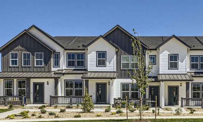 Arvada House | 2-bedroom townhome w/mountain views, Arvada near AdventHealth Avista Hospital