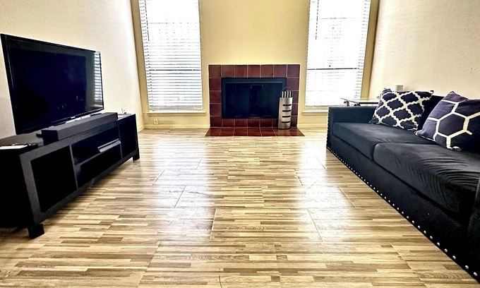 Greater Fondren Southwest House | 2 bedroom townhouse 77035 area.