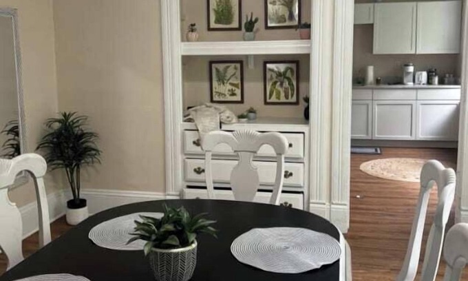 Lower East Side Apartment | 2 Bedroom Unit Off Brady St