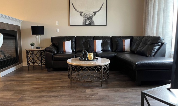 Grande Prairie House | 2 bedroom upper level of home in Grande Prairie