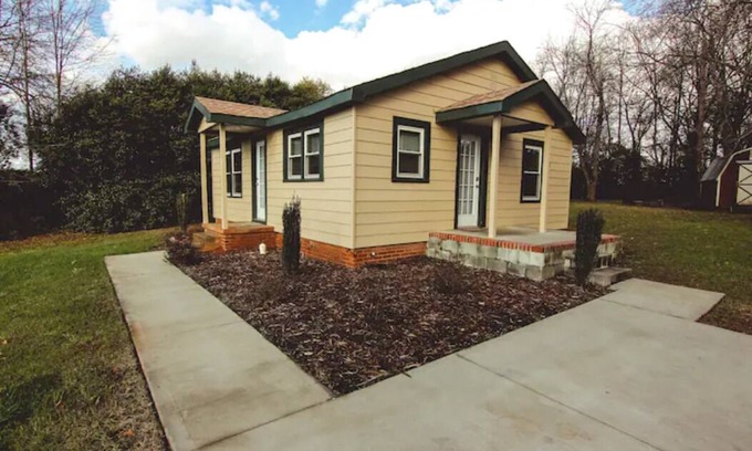 Greenville - Spartanburg House | 2-bedroom vacation home just 7 minutes from Haywood Mall - Cleaning Fee Included
