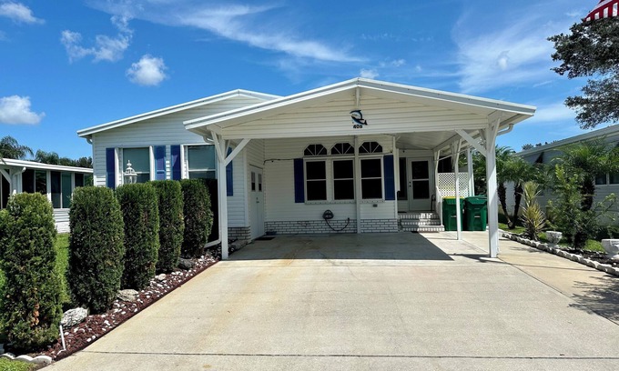 Barefoot Bay House | 2-bedroom vacation home 23 minutes from Wabasso Beach Park