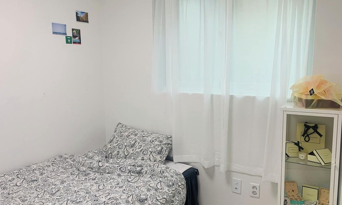 Gueui-dong Villa | 2-bedroom villa in charming Seoul with WiFi, AC