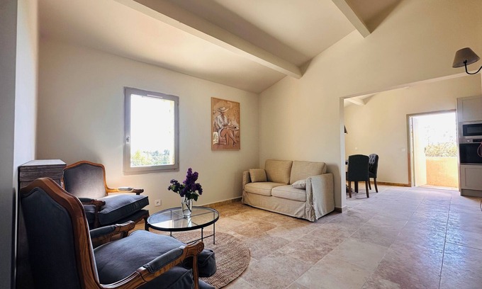 Vaugines Apartment | 2 bedrooms, 2 bathrooms with terrace - near Lourmarin - Apartment 4