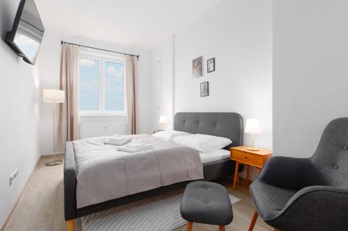 Prague 4 Apartment | 2 bedrooms apartment with kitchen near the subway