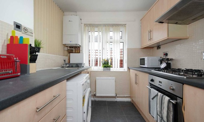 Little Hay Apartment | 2 bedrooms BIRMINGHAM BHX-HS2 NEC COLESHILL LUXURY APARTMENT