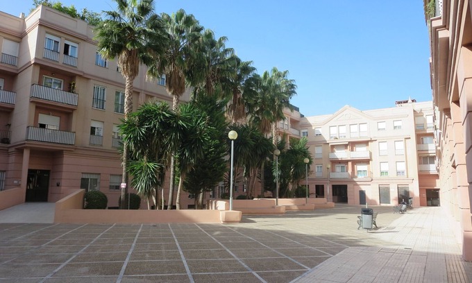 Jerez de la Frontera Old Town Apartment | 2 BEDROOMS, 2 BATHROOMS, SLEEPS FOR 4