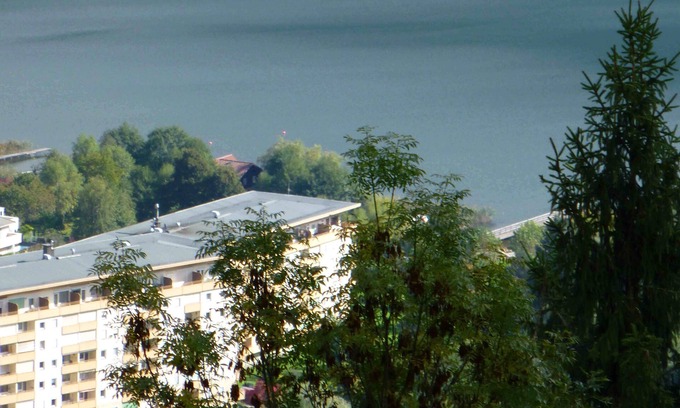 Bodensdorf Apartment | 2 bedrooms, lake view, indoor swimming pool, private beach and parking lot.