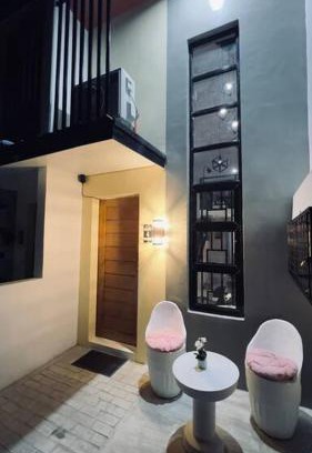 Naga Apartment | 2 Beds Spacious Centrally Located Loft Apartment