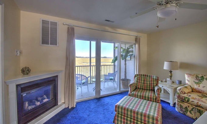 Ocean View Condo | 2 BR, 2 BA Bay Water View Condo w/Pool, Bikes, Golf, Tennis, Kayaks, and Free Activities