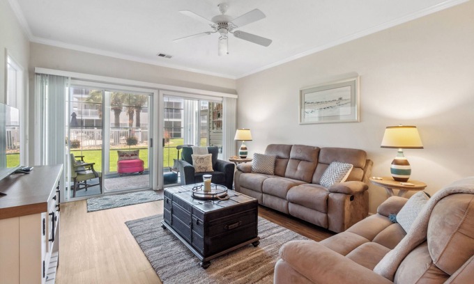 North Myrtle Beach Condo | 2 BR 2 BA Condo with hot tub-Close to Main Street