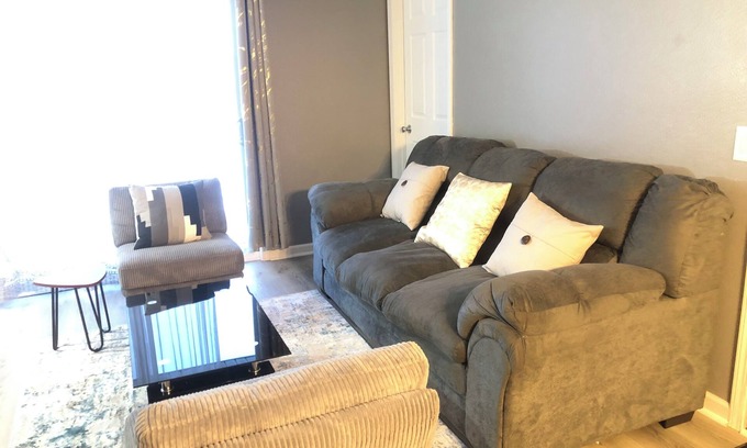 Kentwood Apartment | 2 BR 2 BA Cozy Retreat Near Everything
