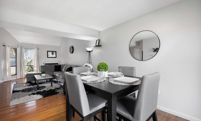 Morgantown House | 2 BR/2 bath King-suite townhouse right next to WVU Stadium & Hospital