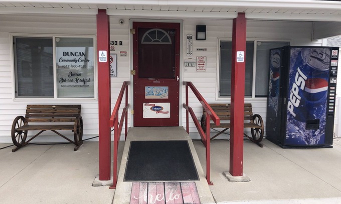 Hancock County Bed & Breakfast | 2 BR B&B Small Town Rural Setting Personal Fun Arcade
