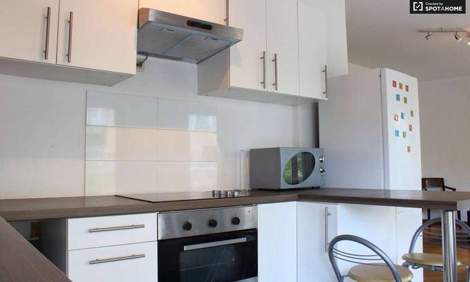 Etterbeek Apartment | 2 BR - Fully furnished, EU region, great mobility, calm, bright and cozy