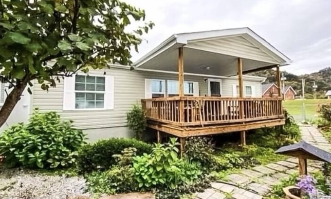 Betsy Layne Other | 2 BR Home on US 23 at Harold KY