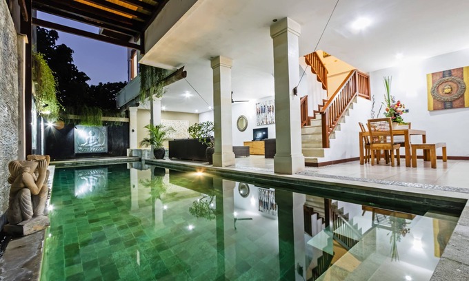 Legian Villa | 2 BR Villa Mienna, 2 Mins Walk to Restaurants