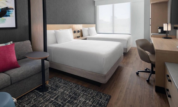 Dunwoody Hotel | 2 Budget-friendly Rooms | Breakfast Included + Minutes to Perimeter Mall