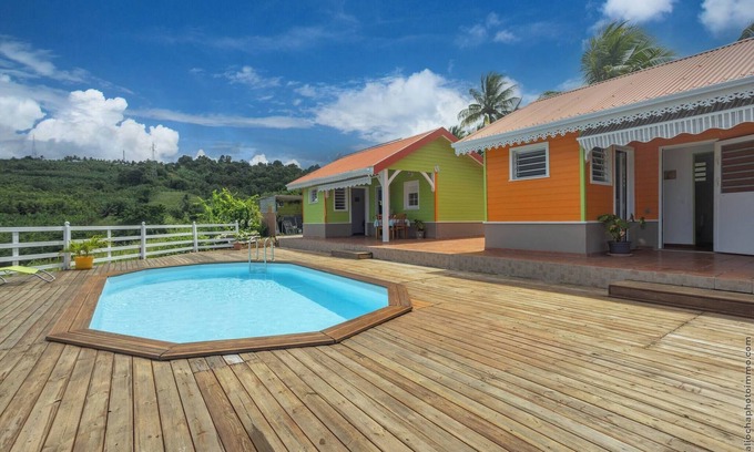 Sainte-Marie Ski Chalet | 2 Bungalows with Swimming Pool