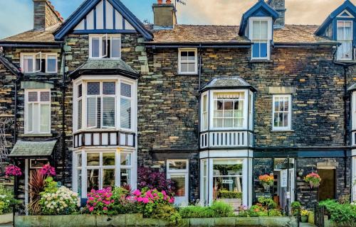 Ambleside Bed & Breakfast | 2 Cambridge Villas B & B