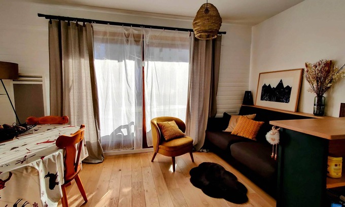 Areches Apartment | 2* CLASSIFIED apartment - 3 rooms + large terrace! Next to the lifts -