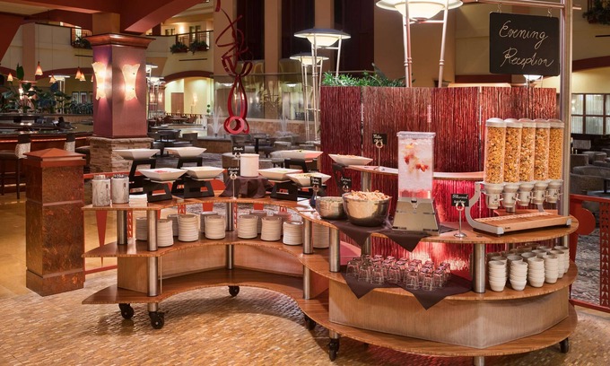 Murfreesboro Hotel | 2 Connecting Suites at a Hotel