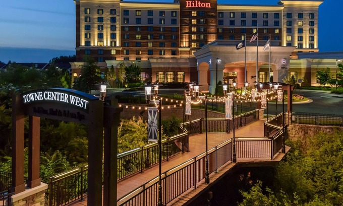 Short Pump Hotel | 2 Connecting Suites at a 4⭐️ Hotel